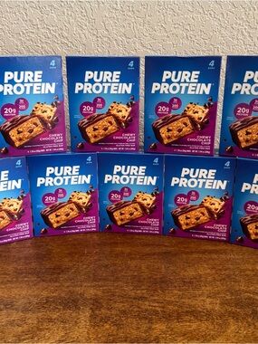 Pure Protein Chewy Chocolate Chip Protein Bars (36 Count) BB 5/26